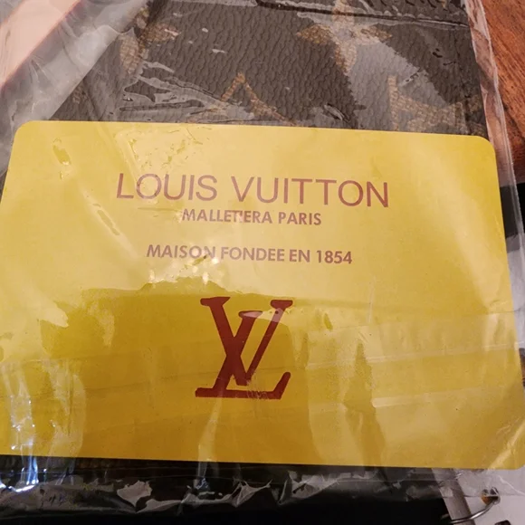 Brown Monogram Canvas NEVERFULL MM TOTE - Picture 12 of 16